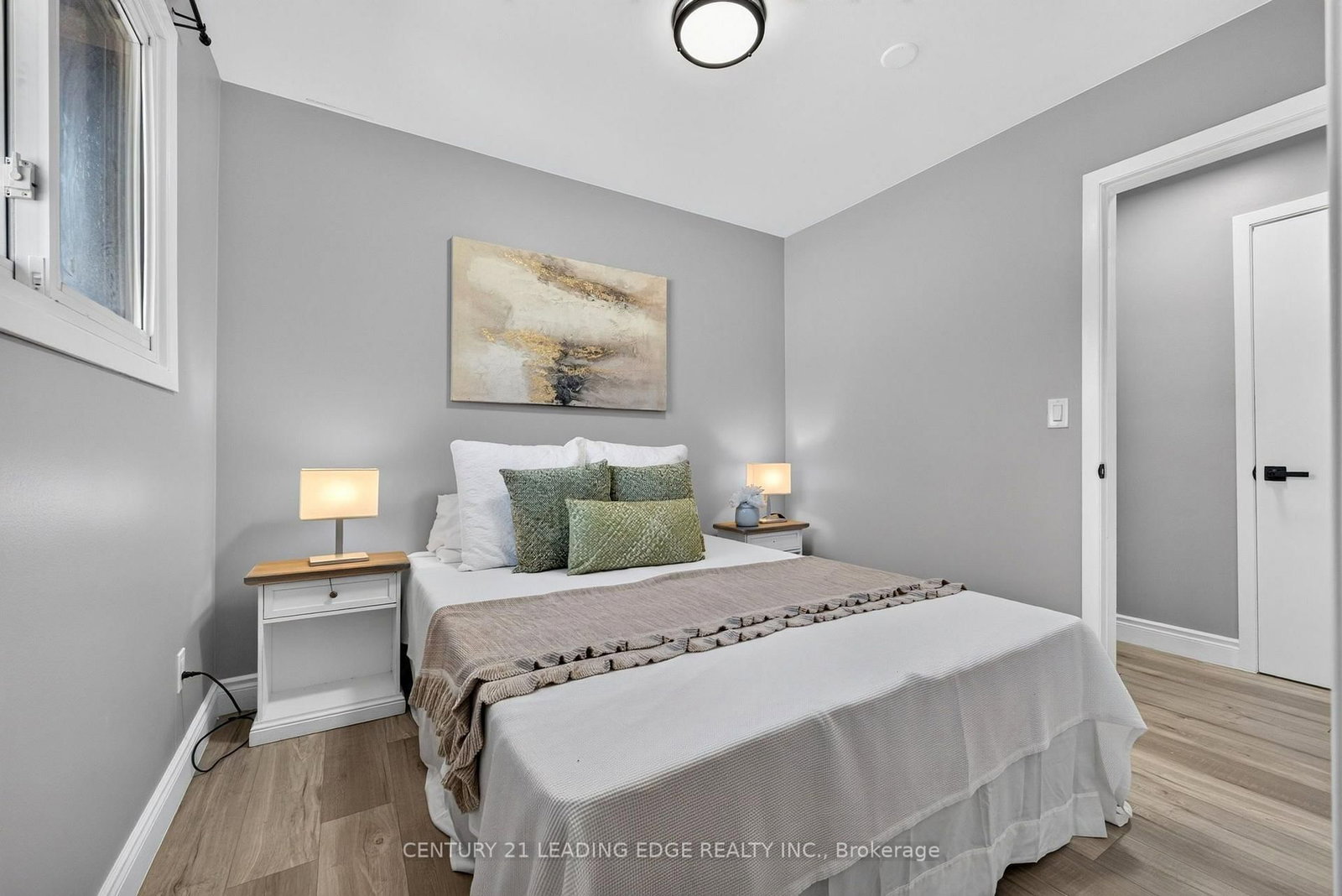 382 Fairlawn Street • Oshawa, ON photo 21