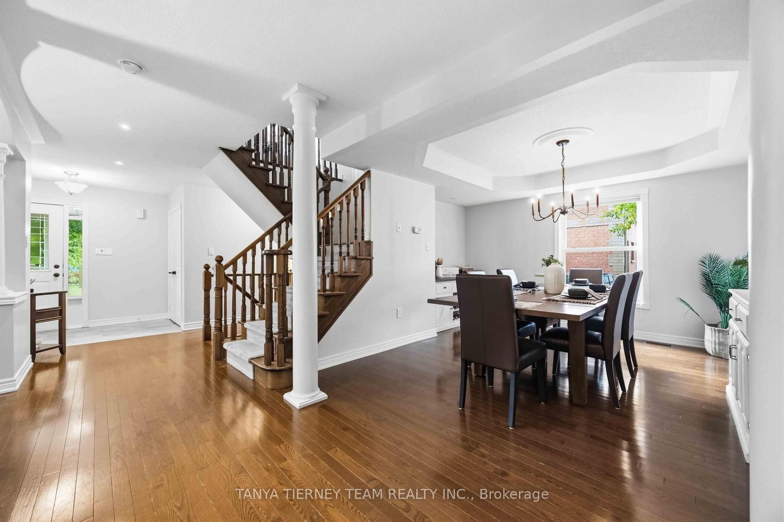 16 Waring Avenue • Whitby, ON photo 11