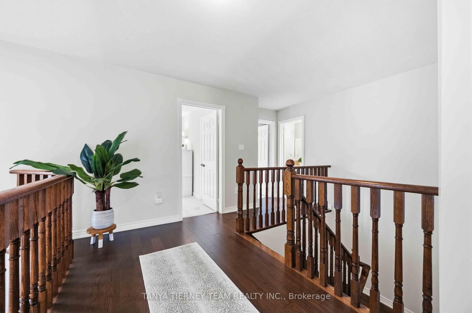 16 Waring Avenue • Whitby, ON photo 26