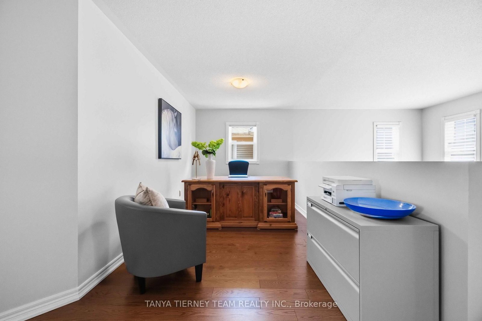 16 Waring Avenue • Whitby, ON photo 29