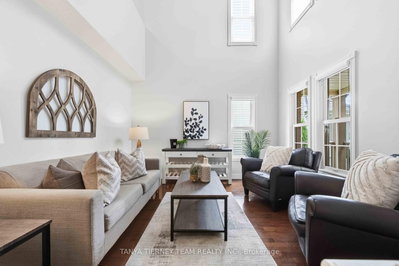 16 Waring Avenue • Whitby, ON photo 7
