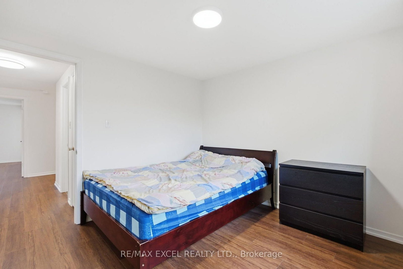 50 Shootfield Crescent • Toronto, ON photo 23