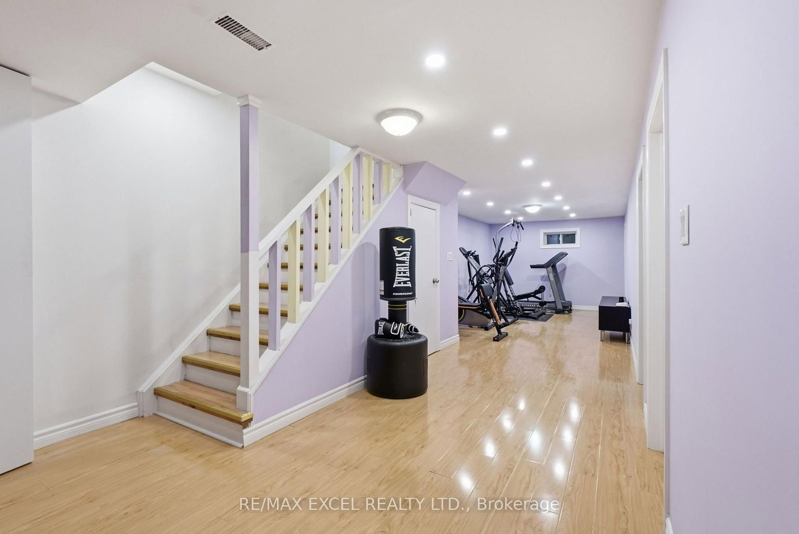 50 Shootfield Crescent • Toronto, ON photo 26
