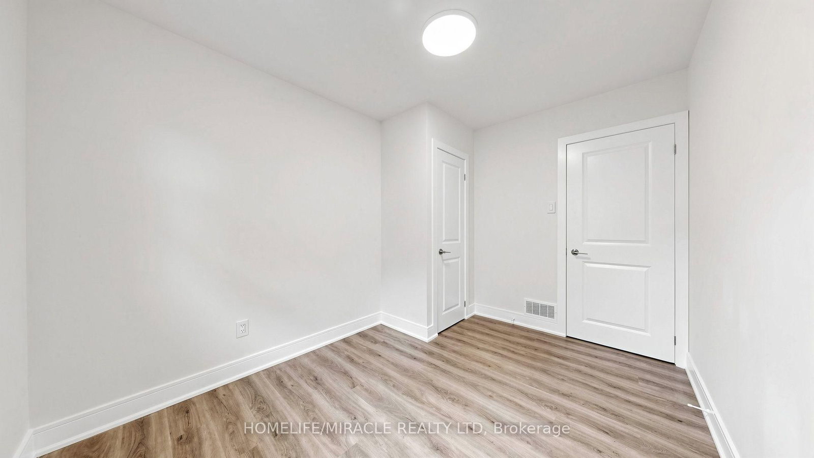 623 Olive Avenue • Oshawa, ON photo 20