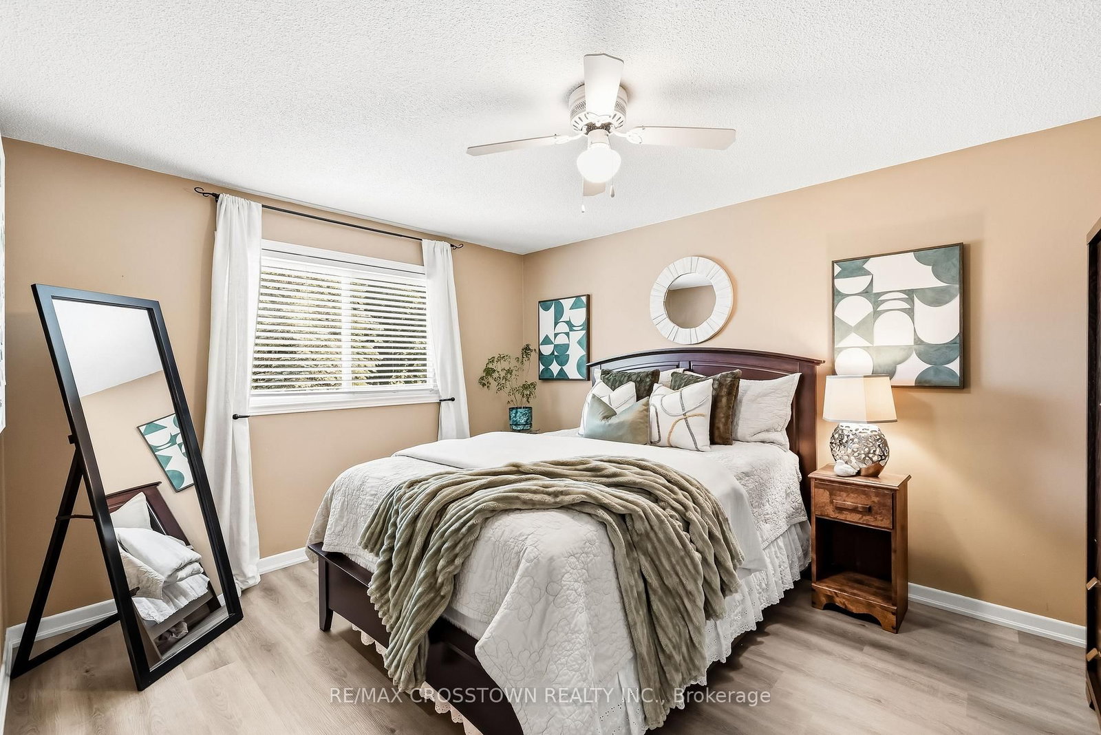4 Martinet Street • Whitby, ON photo 30