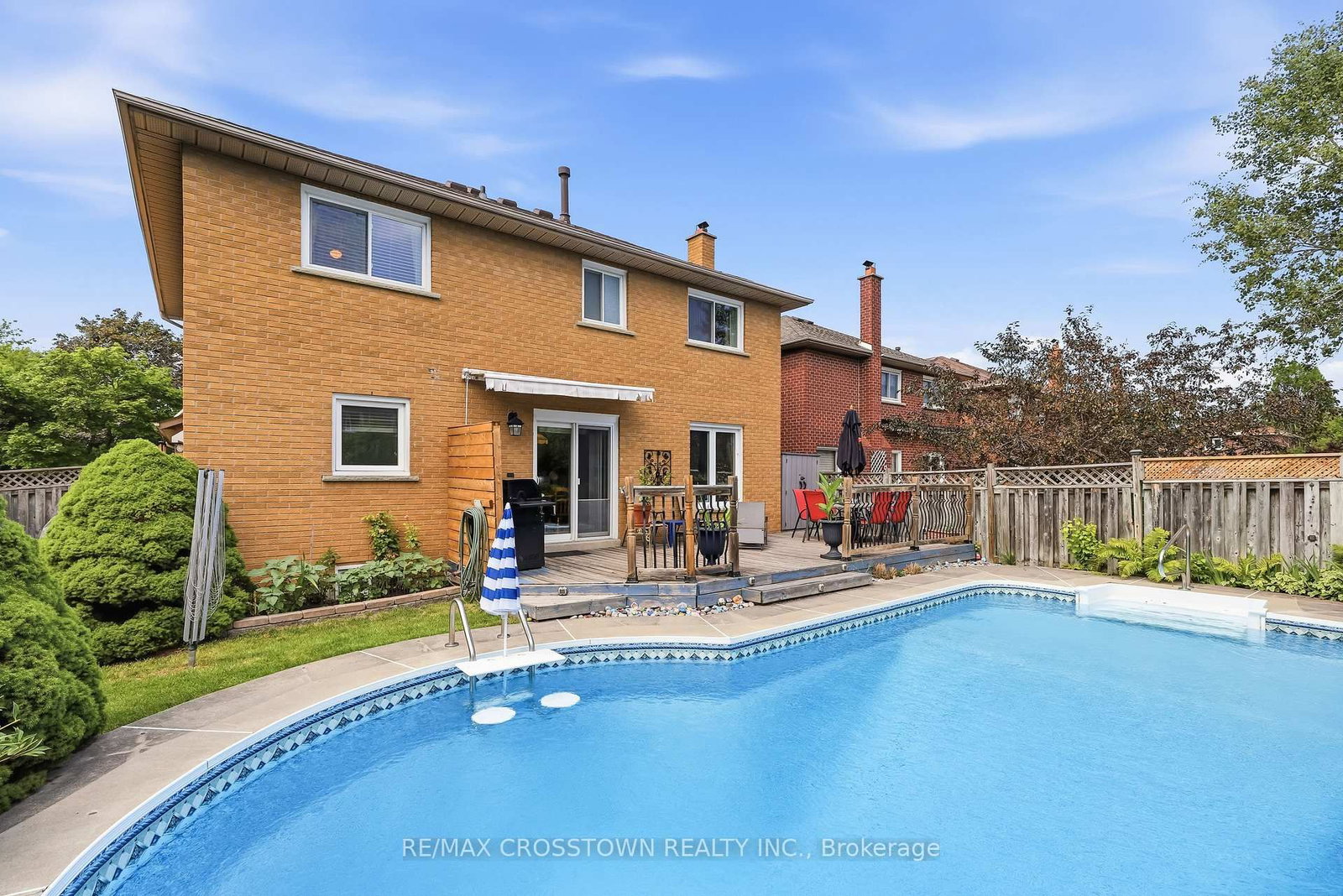 4 Martinet Street • Whitby, ON photo 47