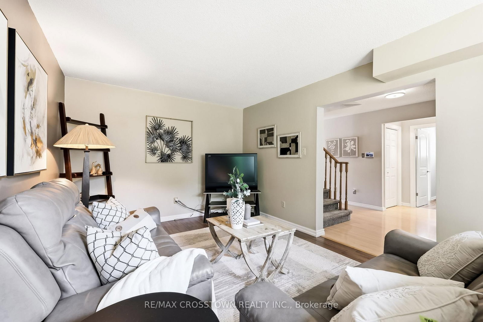 4 Martinet Street • Whitby, ON photo 8