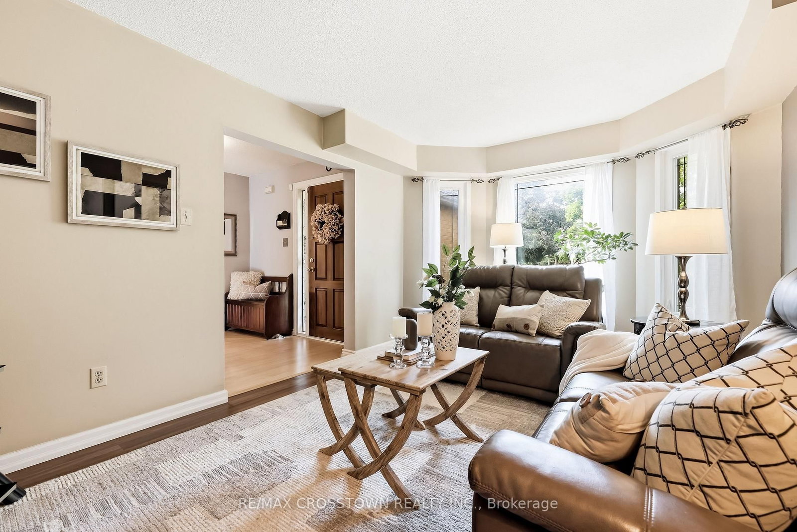 4 Martinet Street • Whitby, ON photo 9