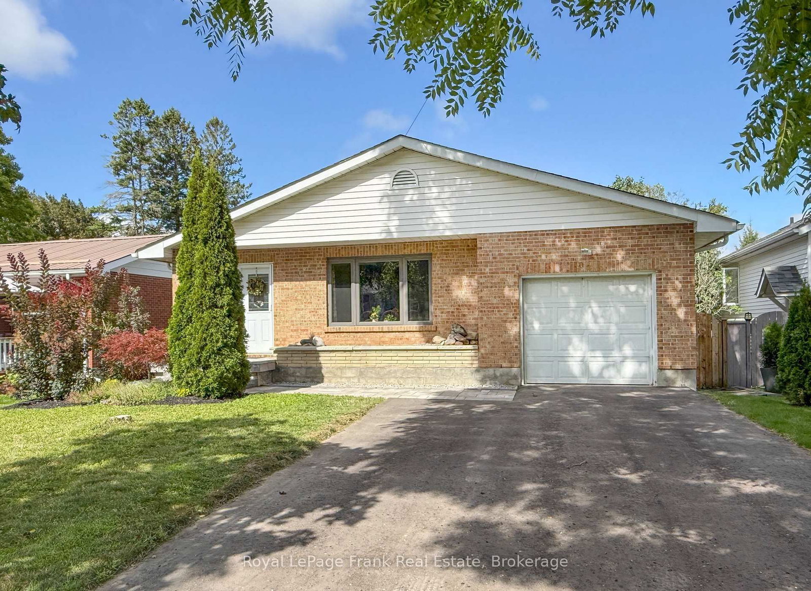 82 Union Avenue • Scugog, ON photo 1