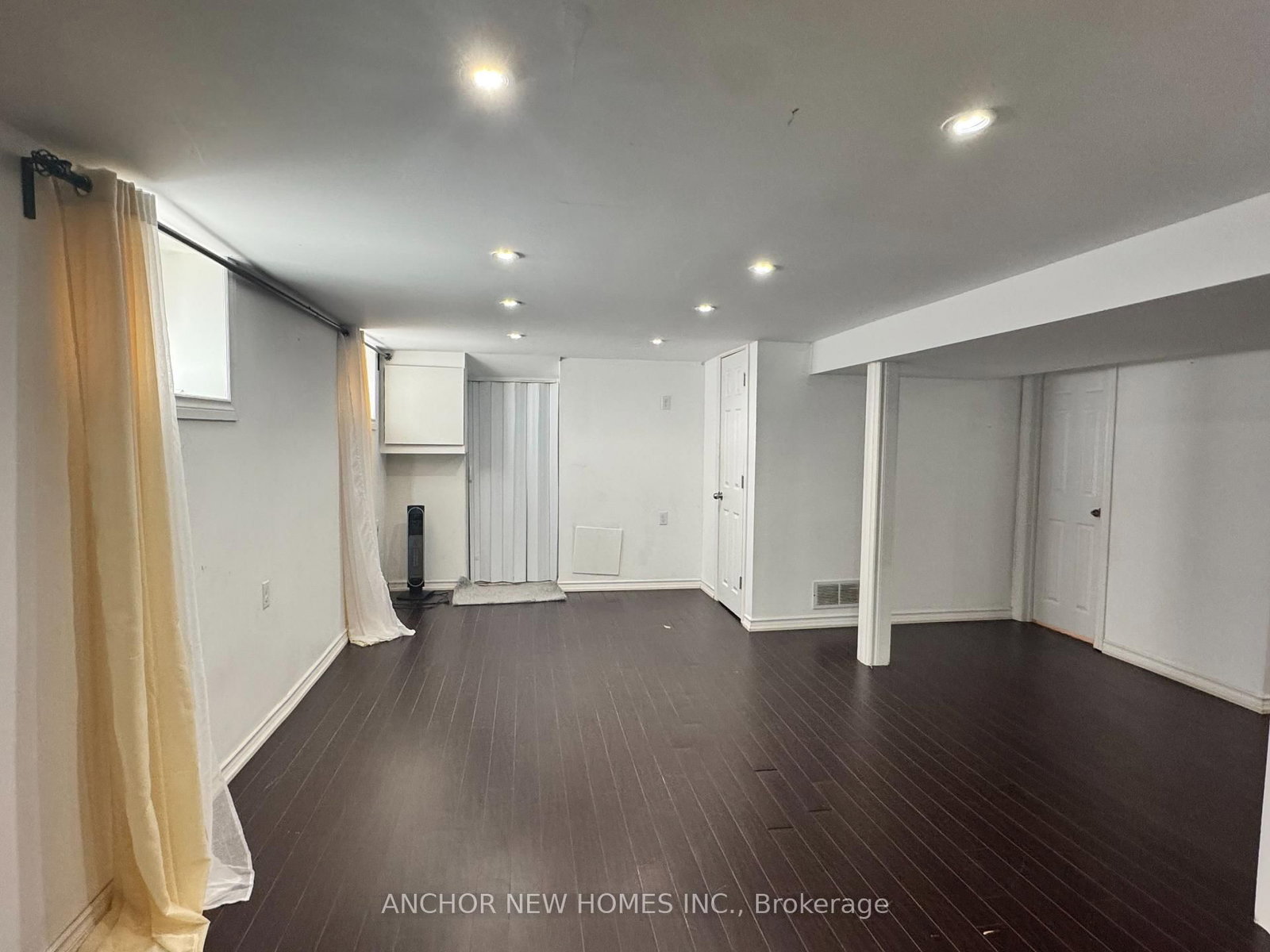 Basement - 52 Leahann Drive, Toronto 4