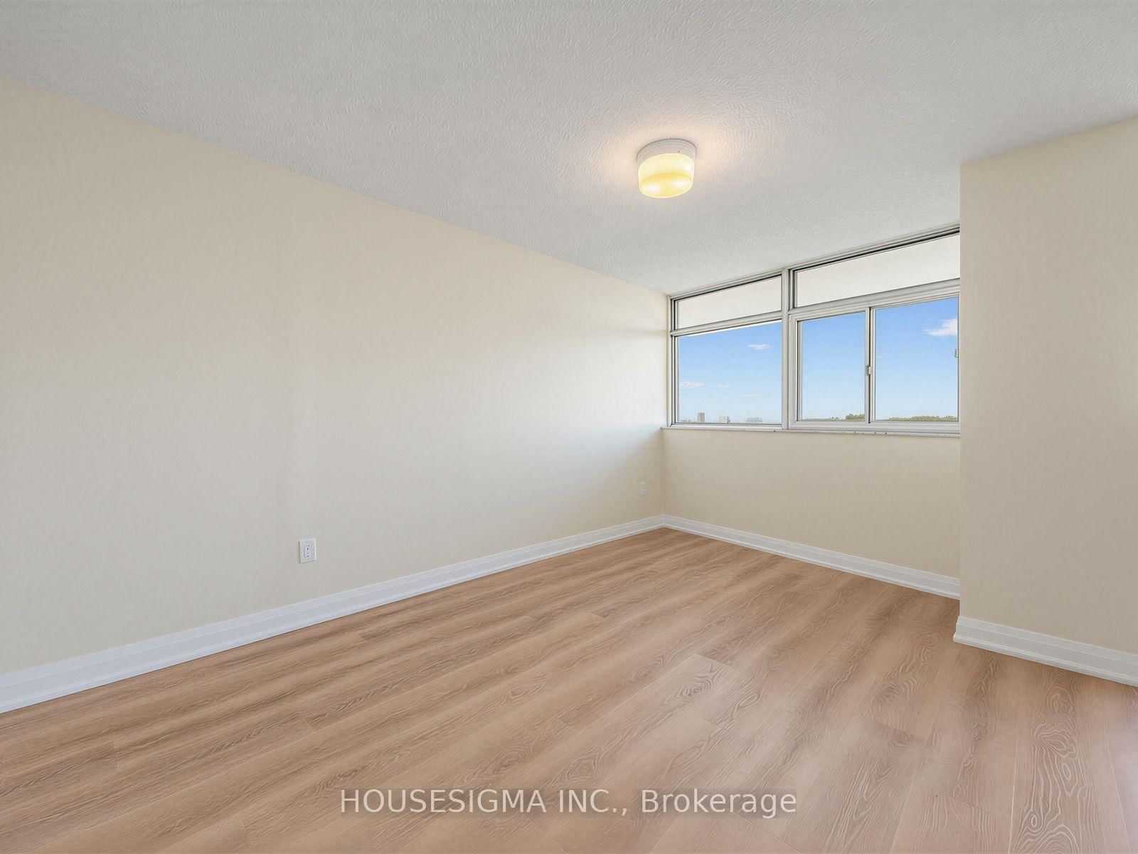 3151 Bridletowne Circle • #2307 • Toronto, ON photo 13