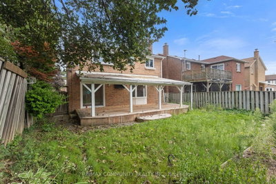 1524 Amberlea Road S • Pickering, ON photo 4