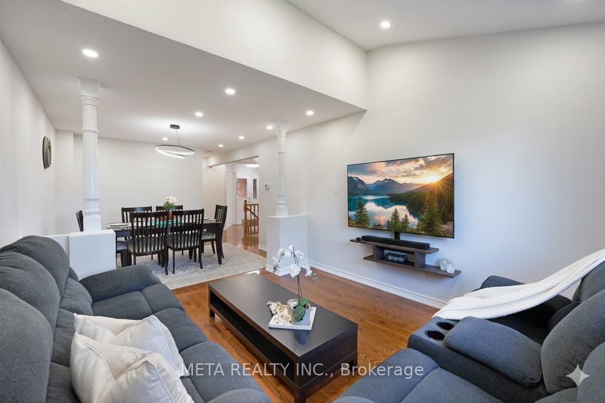 33 Heaver Drive • Whitby, ON photo 12