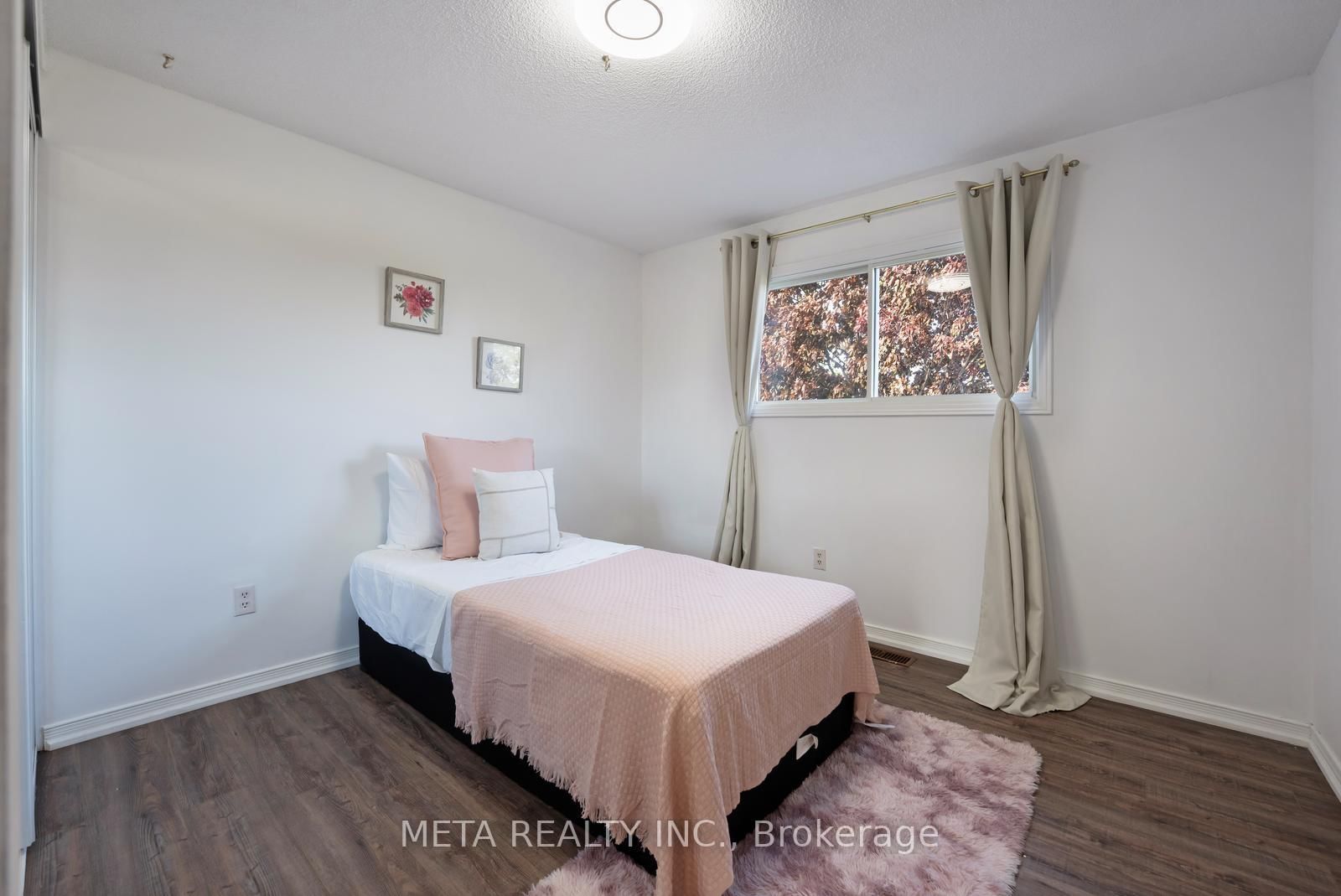 33 Heaver Drive • Whitby, ON photo 16