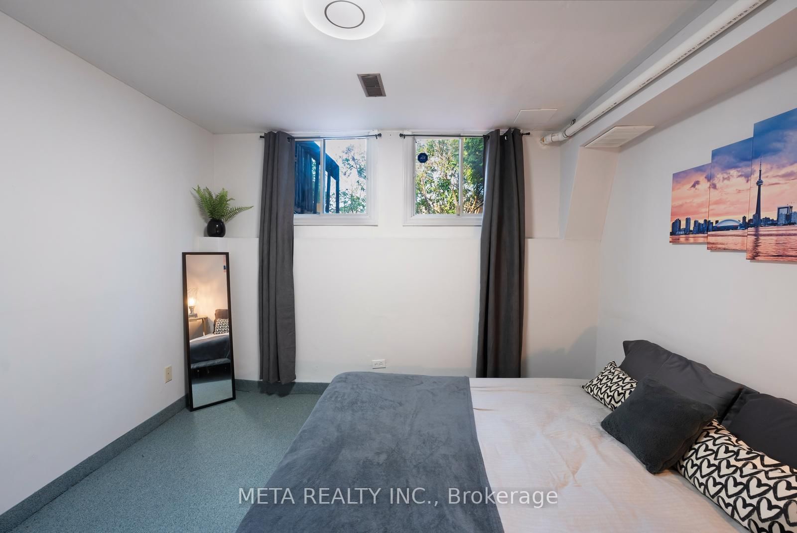 33 Heaver Drive • Whitby, ON photo 30