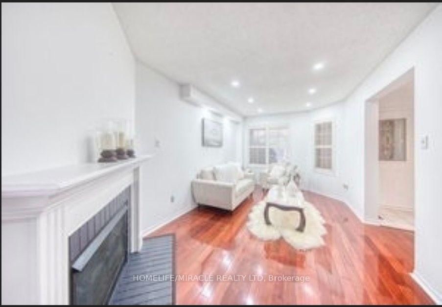 6 Adams Park Gate, Toronto, view 2