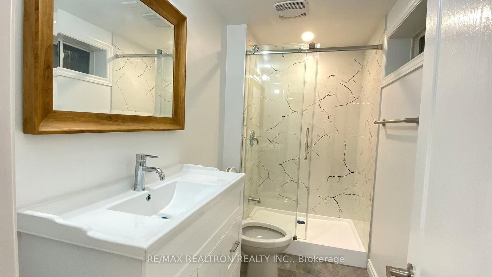 BSMT - 6 Cudham Drive, Toronto 5
