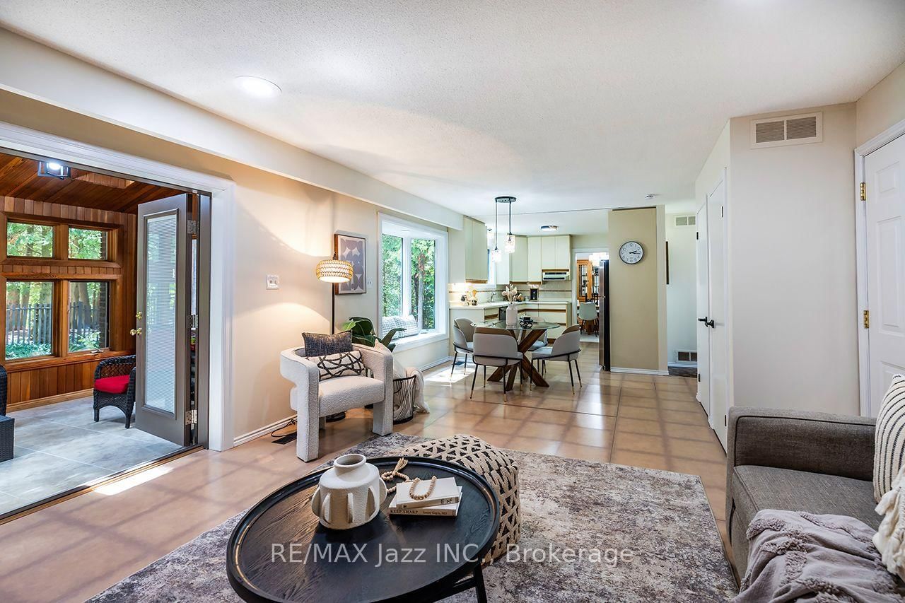 1005 Bluefinch Court • Oshawa, ON photo 17