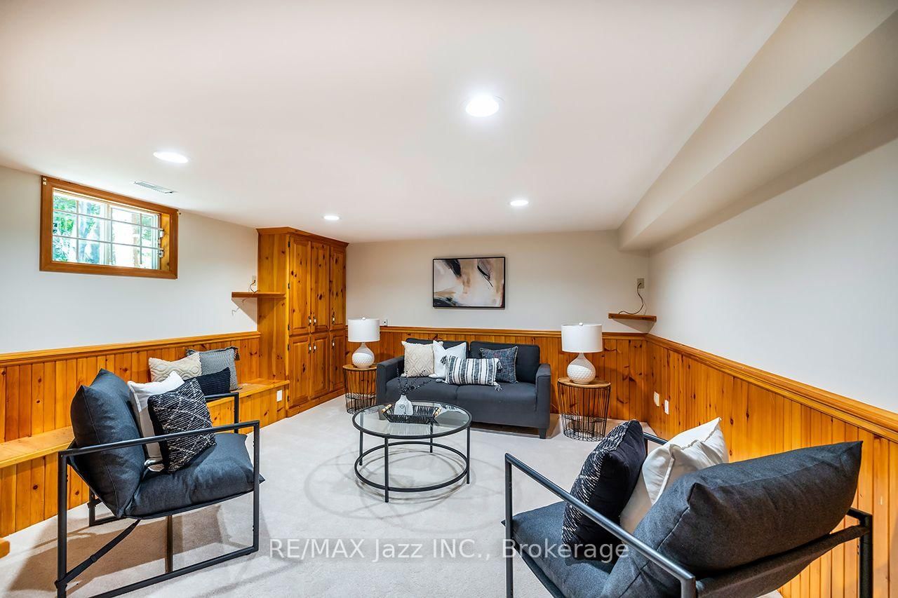 1005 Bluefinch Court • Oshawa, ON photo 30