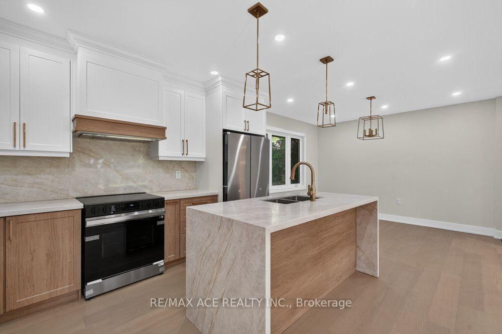 11 Faircroft Boulevard • Toronto, ON photo 22