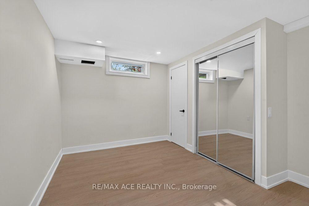11 Faircroft Boulevard • Toronto, ON photo 34
