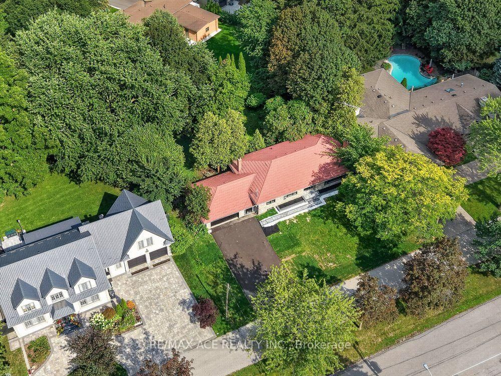 11 Faircroft Boulevard • Toronto, ON photo 42
