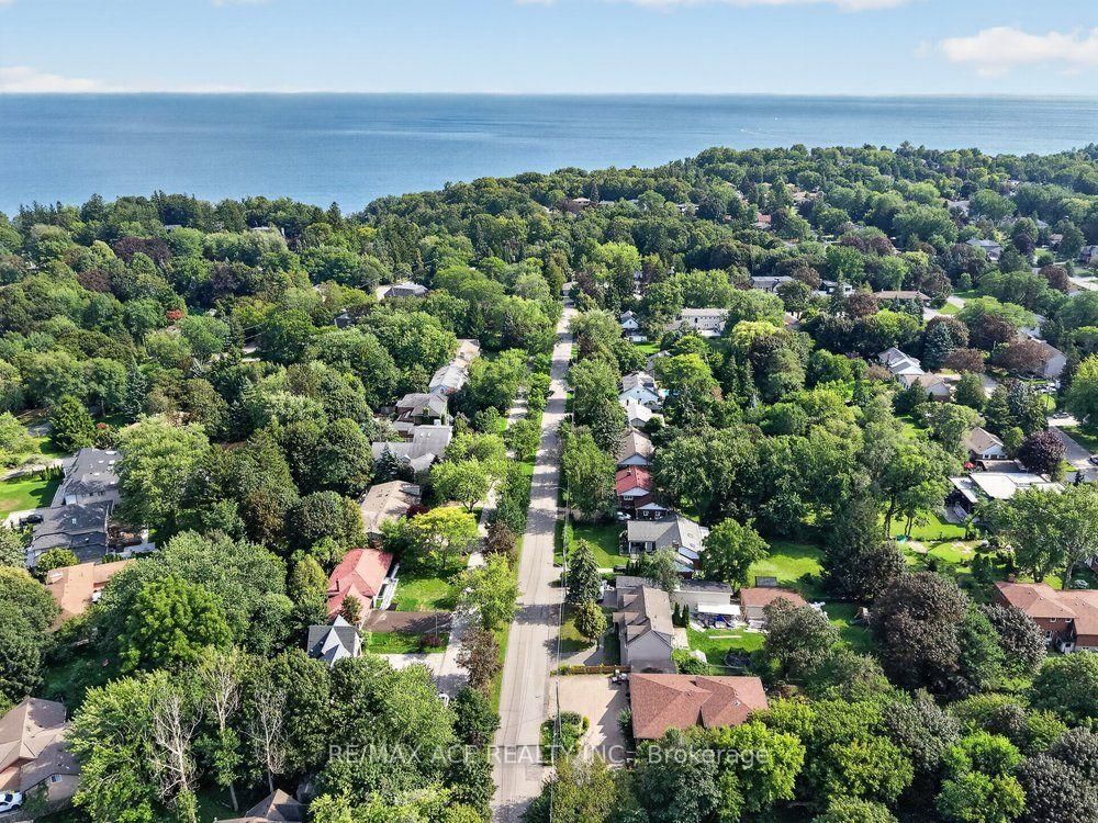 11 Faircroft Boulevard • Toronto, ON photo 48