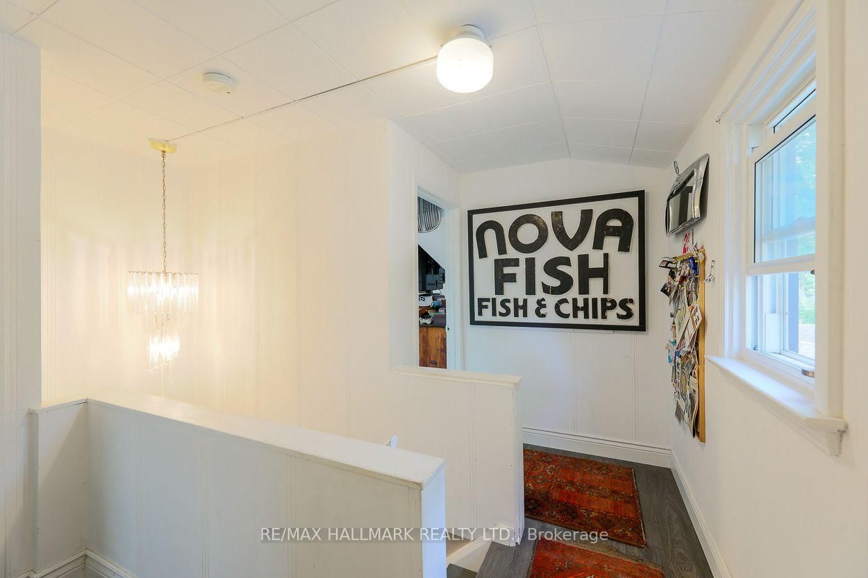 110 Lakeside Avenue • Toronto, ON photo 14