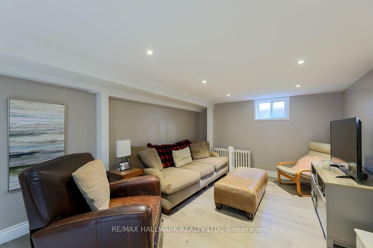 110 Lakeside Avenue • Toronto, ON photo 18