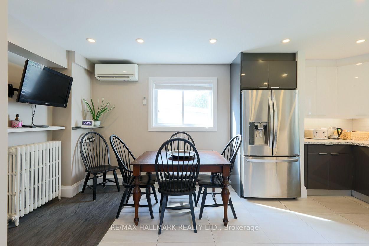 110 Lakeside Avenue • Toronto, ON photo 9