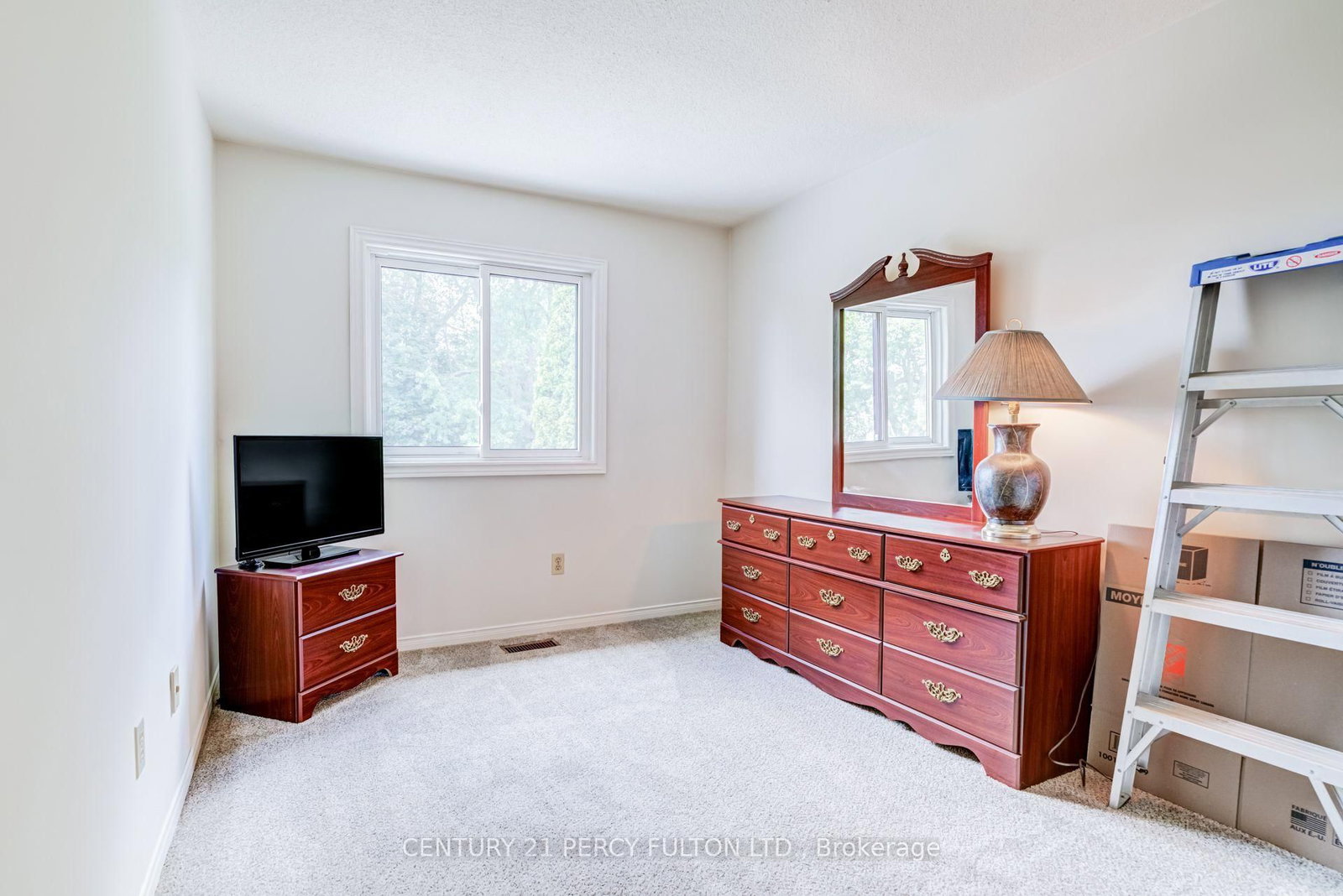 1391 Anton Square • Pickering, ON photo 21