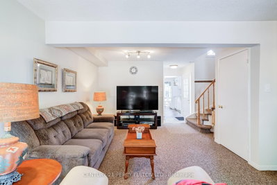 1391 Anton Square • Pickering, ON photo 6