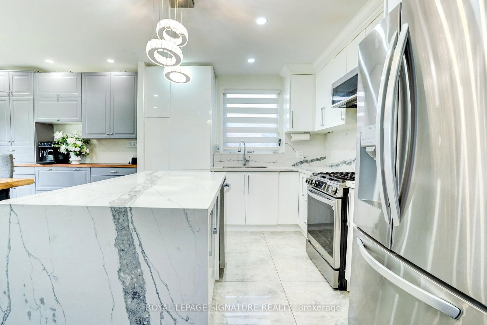 23 Denham Road • Toronto, ON photo 8