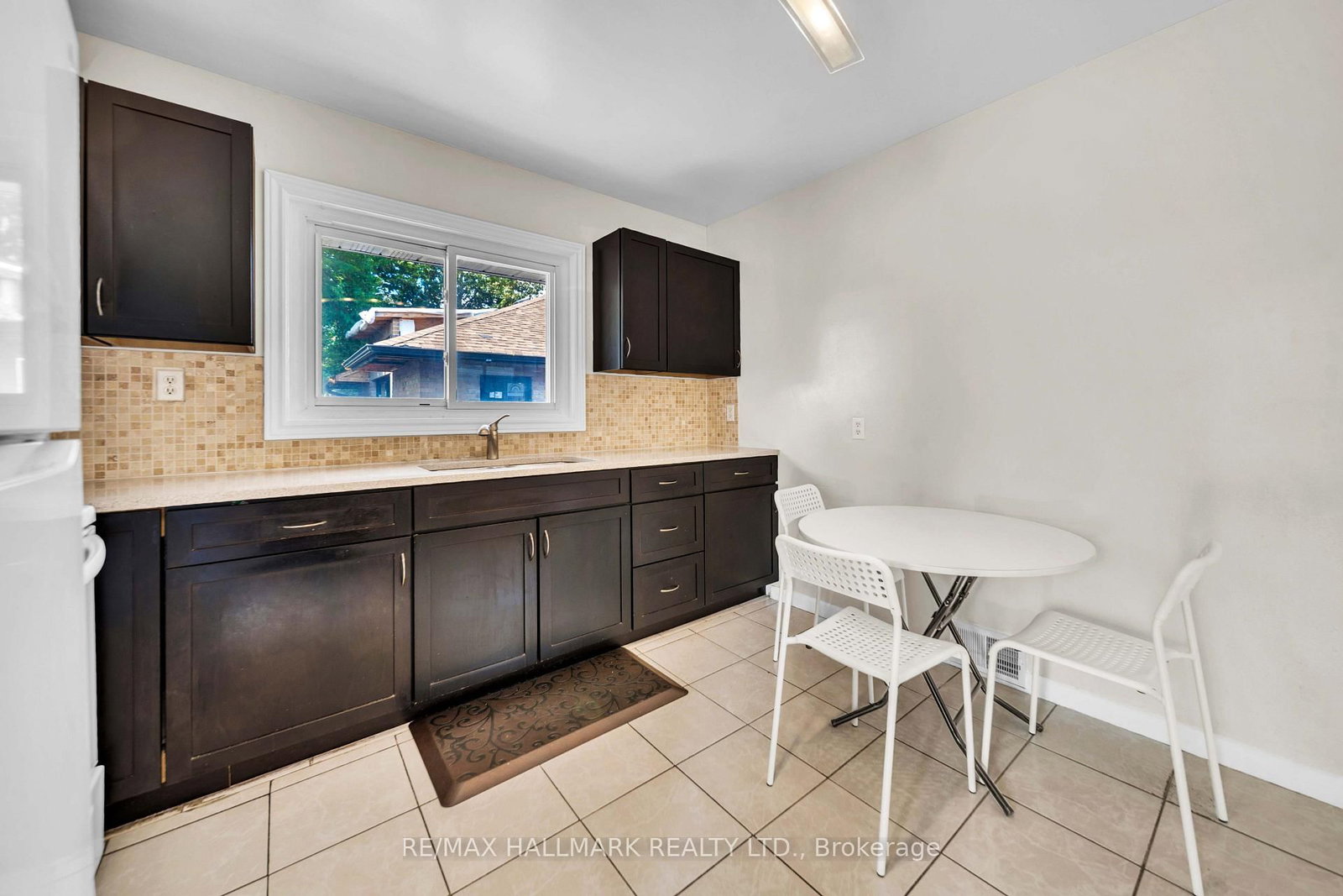 1557 Pharmacy Avenue • Toronto, ON photo 10