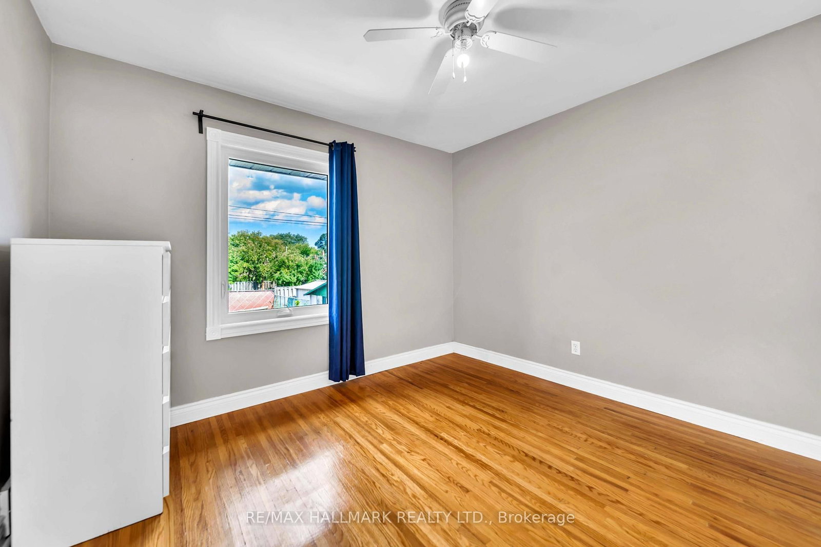 1557 Pharmacy Avenue • Toronto, ON photo 14