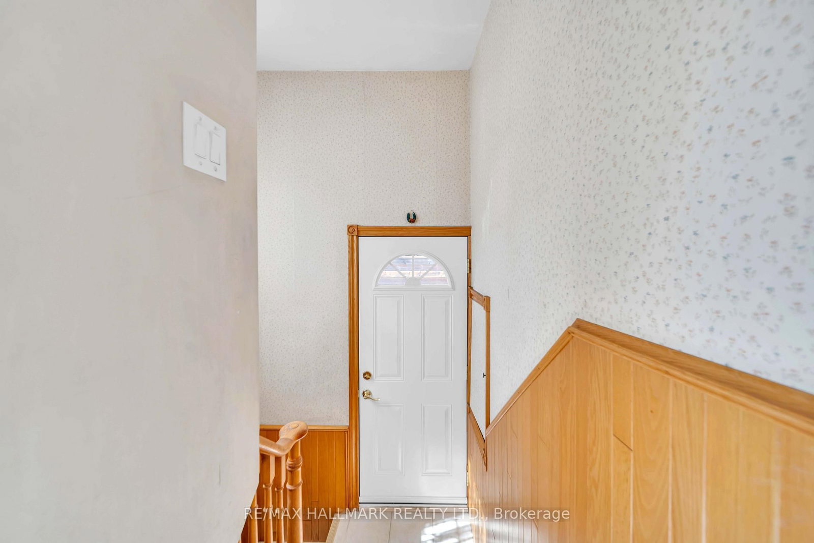 1557 Pharmacy Avenue • Toronto, ON photo 17