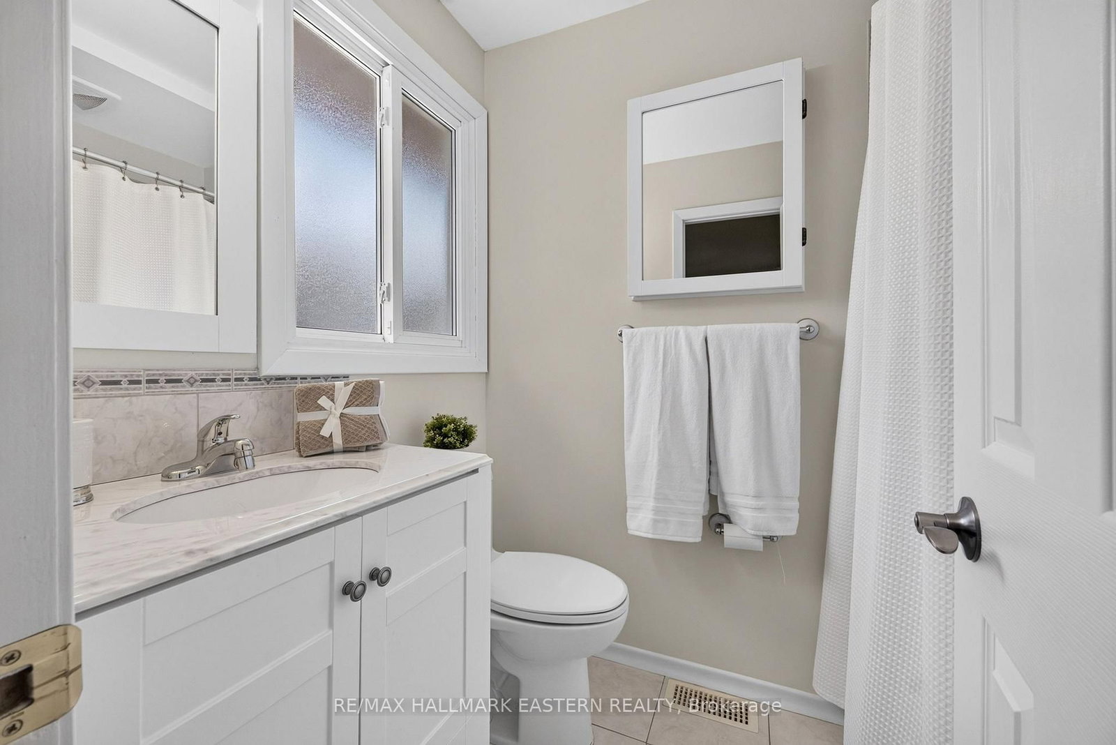 529 Seville Street • Oshawa, ON photo 18