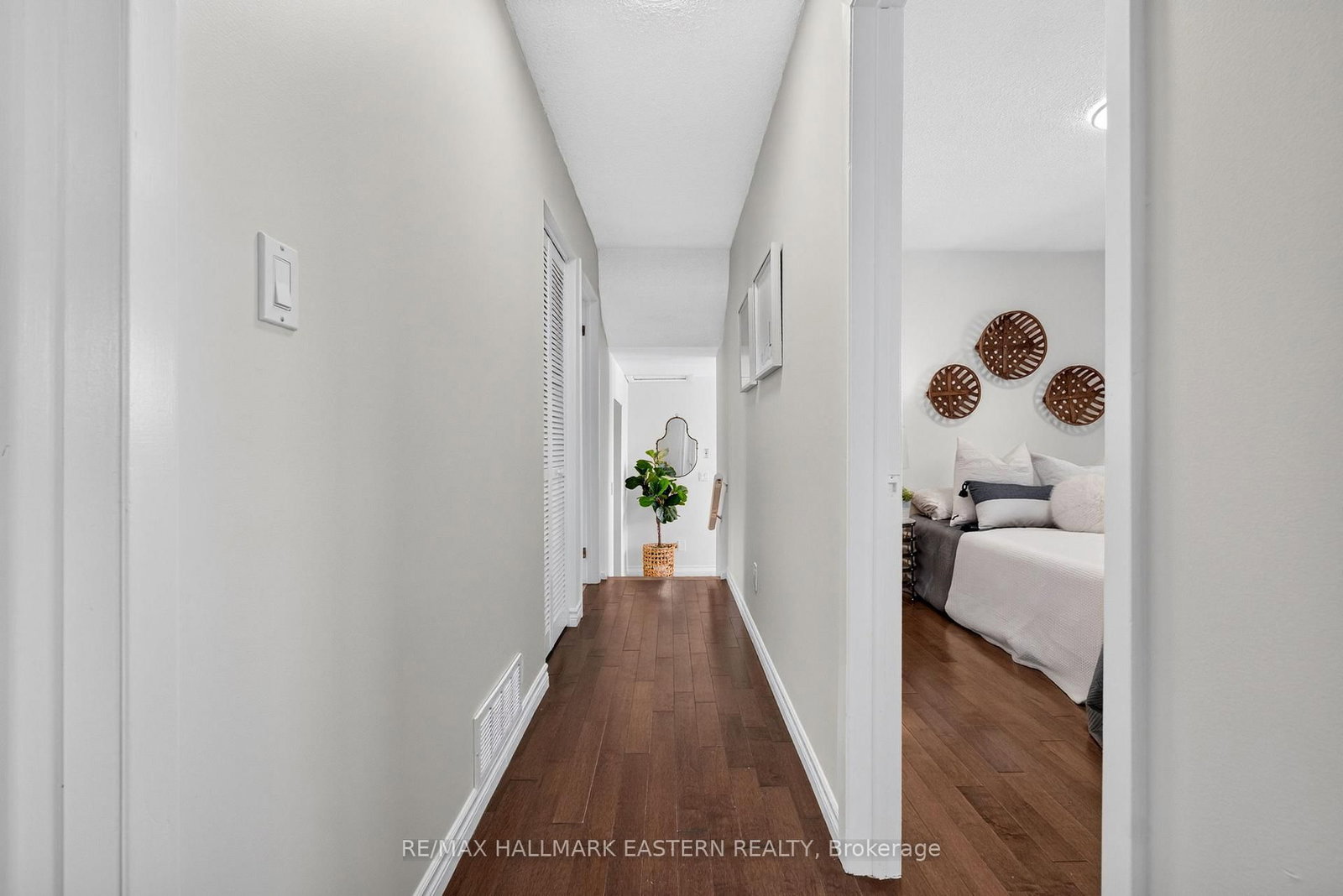529 Seville Street • Oshawa, ON photo 23