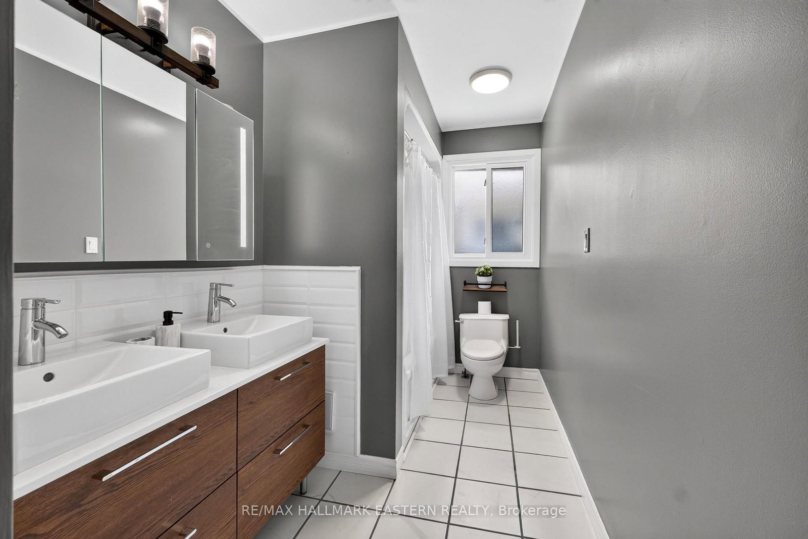 529 Seville Street • Oshawa, ON photo 24