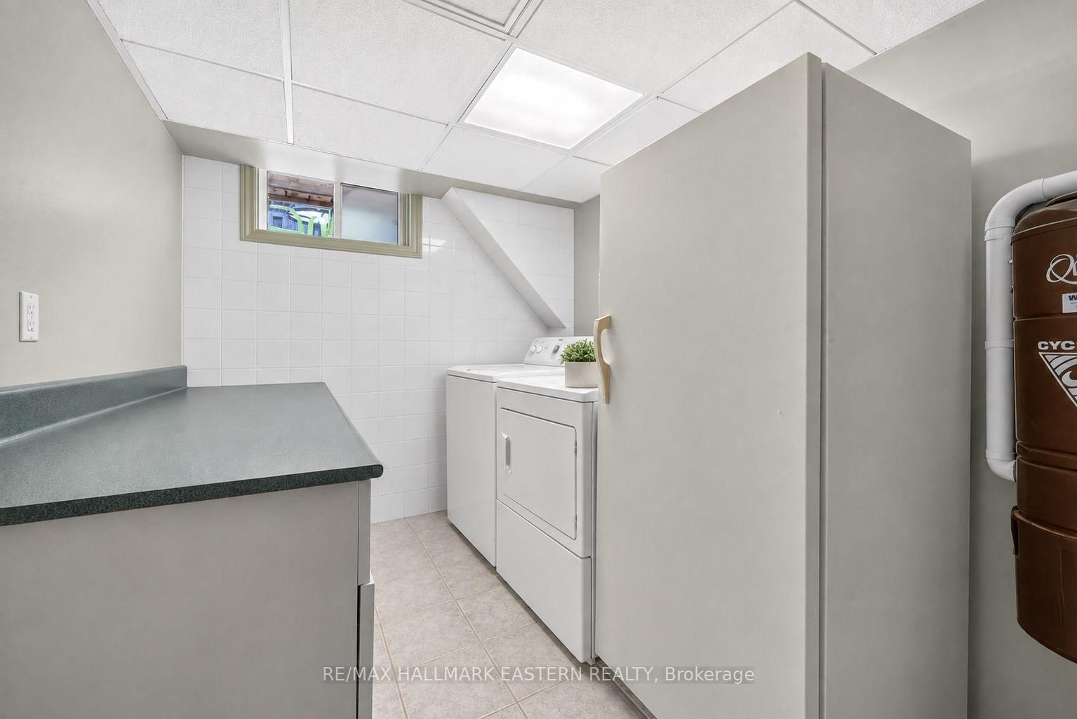 529 Seville Street • Oshawa, ON photo 30