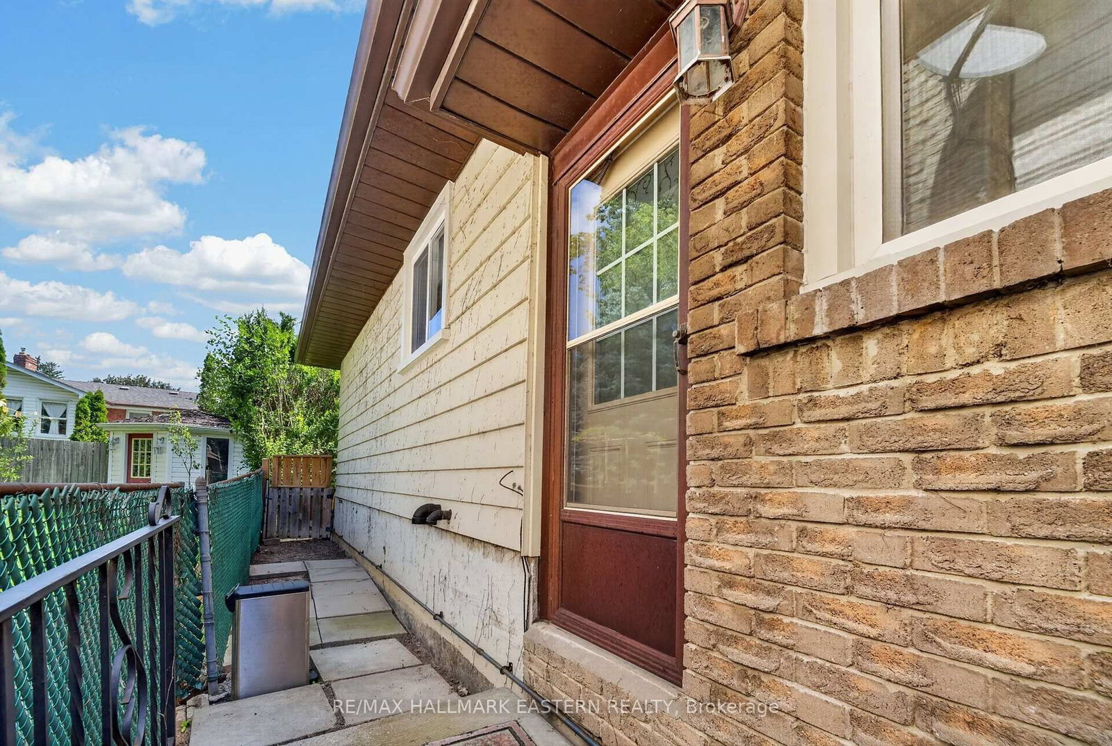 529 Seville Street • Oshawa, ON photo 33