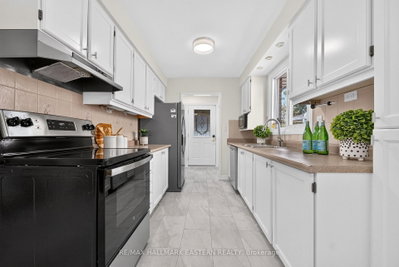 529 Seville Street • Oshawa, ON photo 9
