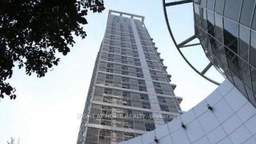 2016 - 36 Lee Centre Drive