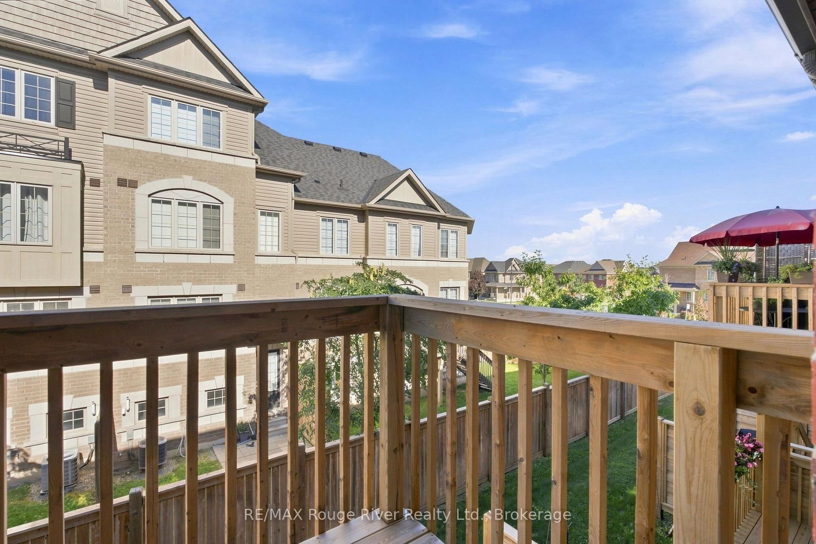 2607 Magdalen Path W • Oshawa, ON photo 19