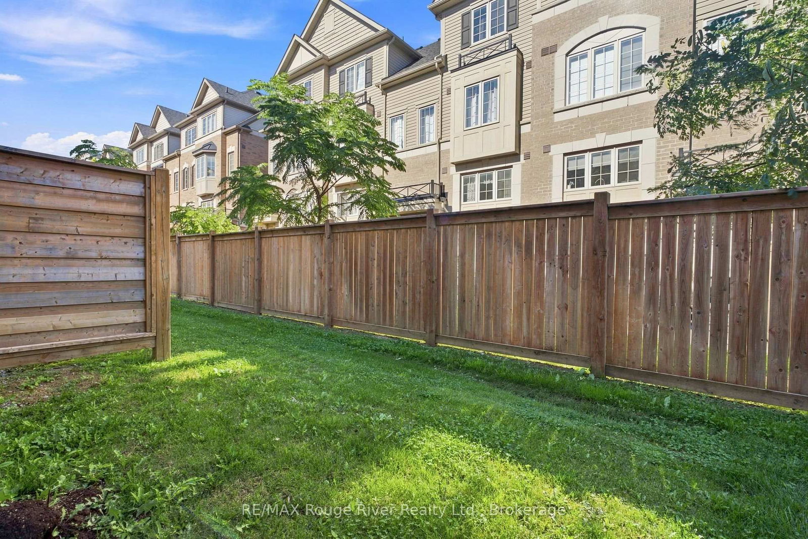 2607 Magdalen Path W • Oshawa, ON photo 47