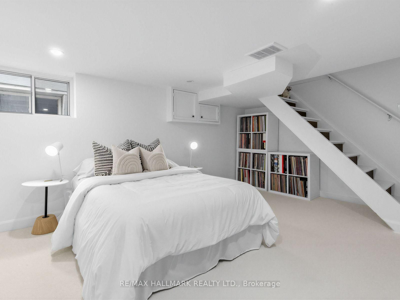 147 Chisholm Avenue • Toronto, ON photo 26