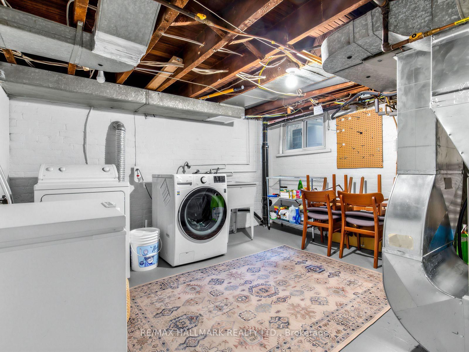 147 Chisholm Avenue • Toronto, ON photo 27