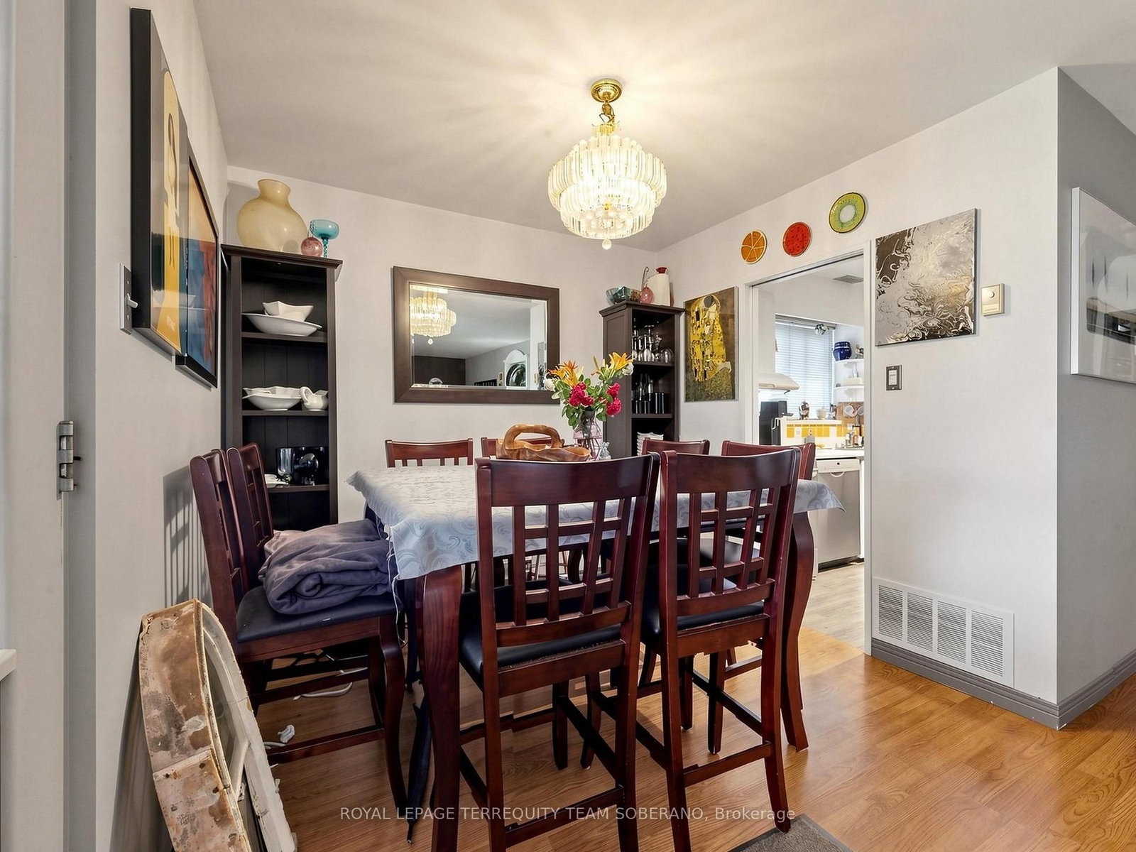 14 Rosswood Crescent • Toronto, ON photo 16