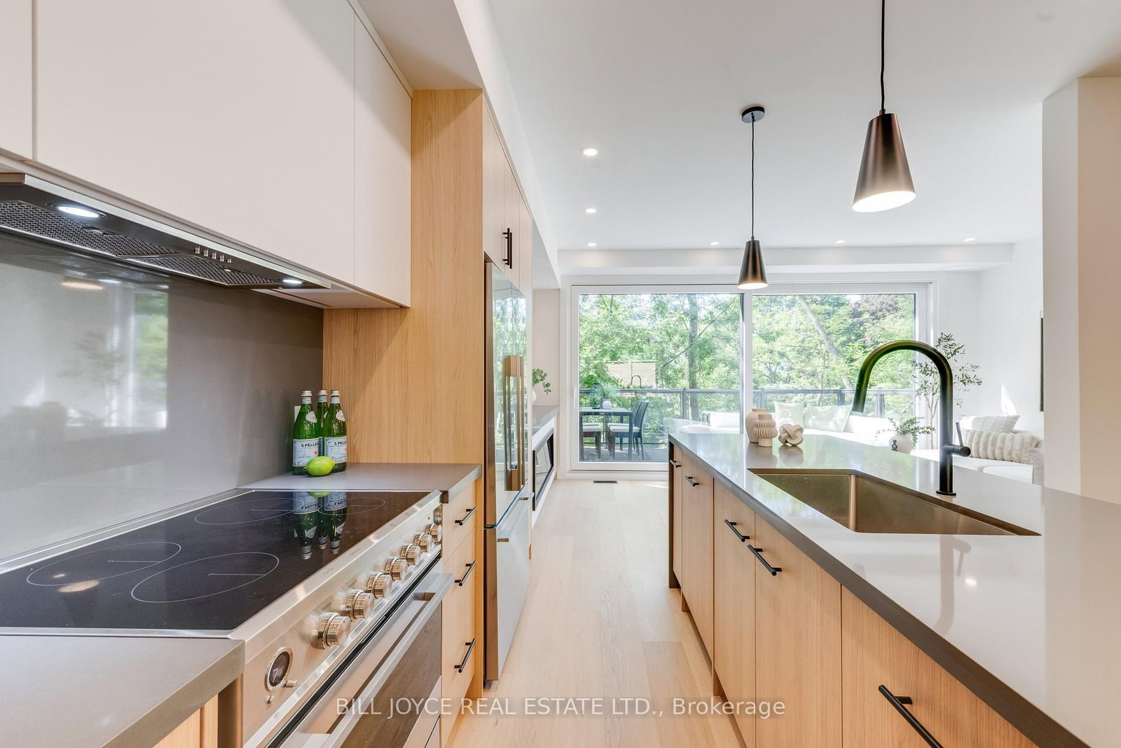 350 Lee Avenue • Toronto, ON photo 14