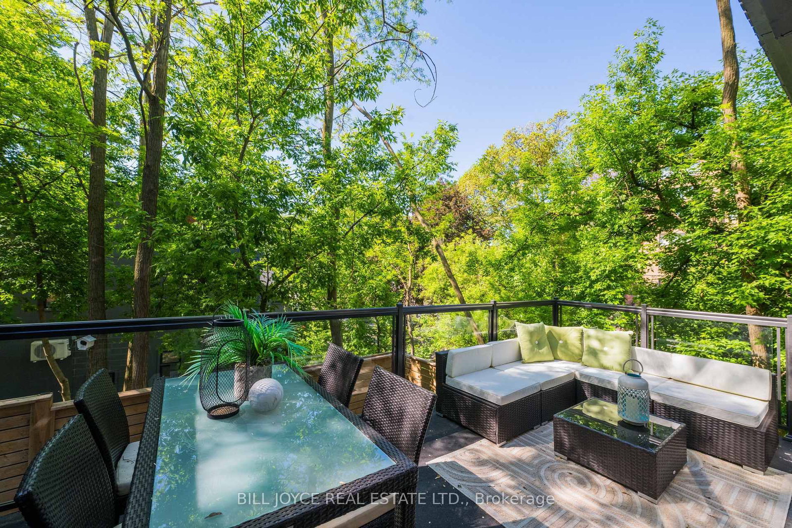 350 Lee Avenue • Toronto, ON photo 18